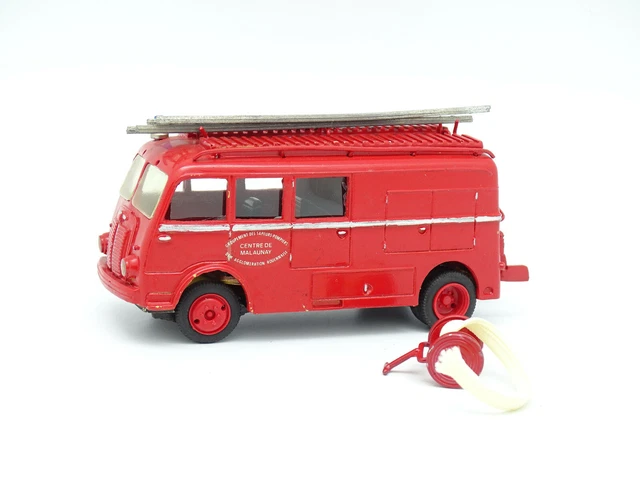 SUPERBE FORD VEDETTE 1954 1/43 EN BOITE SOUS BLISTER K2