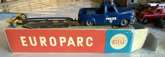 ANCIEN CIJ EUROPARC 1/43 - Renault Frégate Manoir / Break de chasse