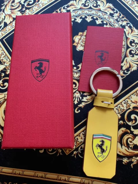 Ferrari Yellow LEATHER KEYRING WITH SHIELD Collector keychain Made in Italy