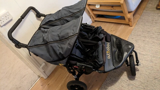 Twin pram stroller. Out n About Nipper Double 360 V4 Buggy WITH rain cover
