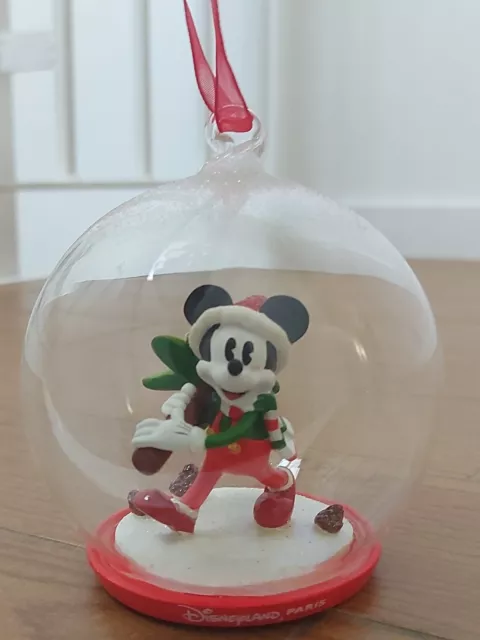 Decoration de Noël Mickey et son Sapin.