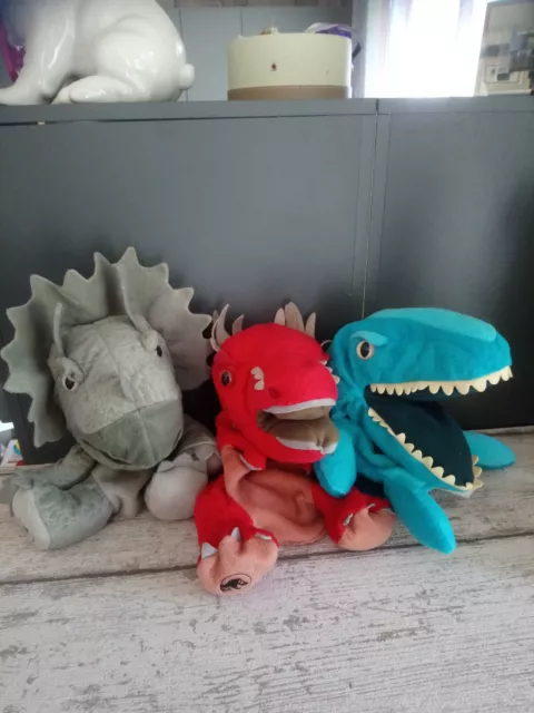 Peluches doudou marionnette dinosaure gris bleu rouge lot jurassic world