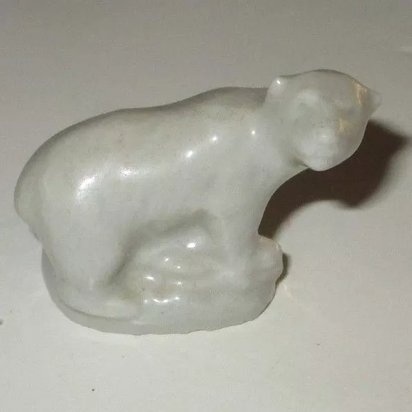 Wade Miniature Red Rose Tea Polar Bear Animal Series Porcelain Figurine Whimsies