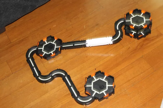 Lot HEX BUGS Nano Habitat Set, GLOW IN THE DARK. Plus 2 hex bugs! Lot HEX BUGS Nano Habitat Set, GLOW IN THE DARK. Plus 2 hex bugs!