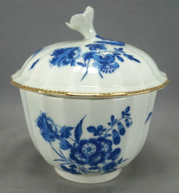 Dr Wall Worcester Hand Painted Blue Floral & Gold Sugar Bowl C.1755-1775