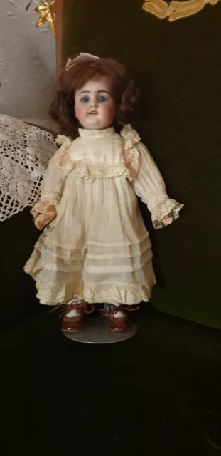 Antike Puppe Porzellankopf Schlafaugen
