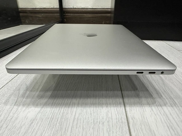 Apple MacBook Pro Retina 13,3" 2018 Touch Bar 512 GB SSD 16 GB RAM 2,7 GHz Core i7 6