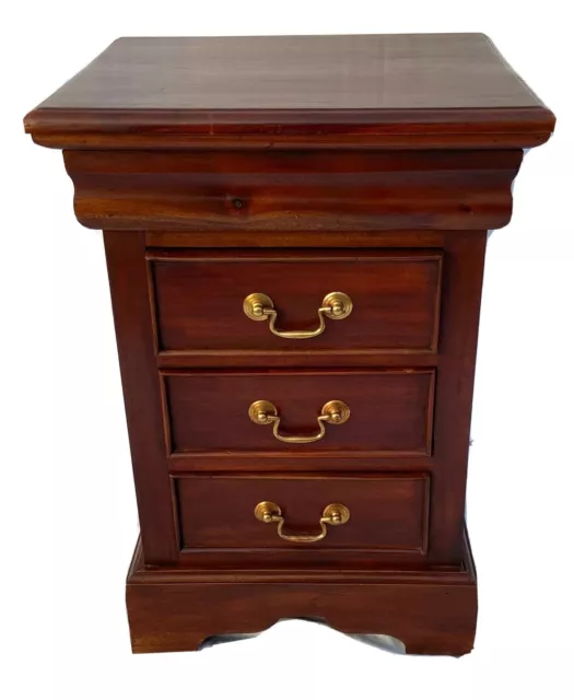 3 Drawer Antique Style Mahogany Bedside Cabinet / Chest Of Drawers / Lamp Stand