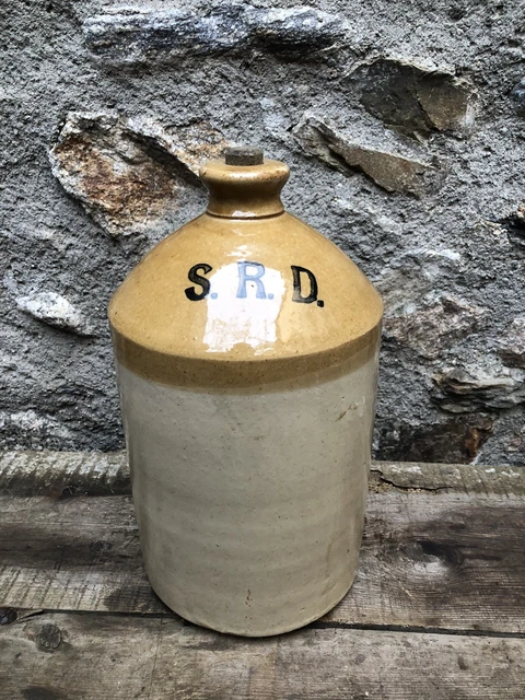 Bouteille En Gres Ancienne