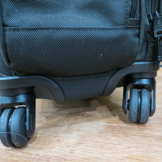 Tumi Alpha 2 4-Wheeled Compact Brief 22652D2 Black Carry on bag Ballistic Black