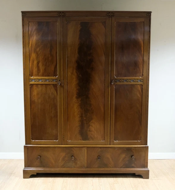 Lovely Flame Mahogany Triple Wardrobe With Two Drawers & Original Mirror