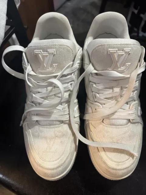 Lv trainer leather trainers Louis Vuitton White size 9 UK in Leather -  22486968