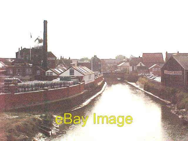 Photo 6x4 Harveys Brewery Lewes  c2004