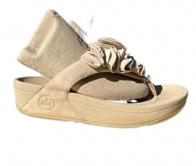 FitFlop Sandals Women's 6 Natural Beige Suede Leather Thong Ruffle Frou Platform