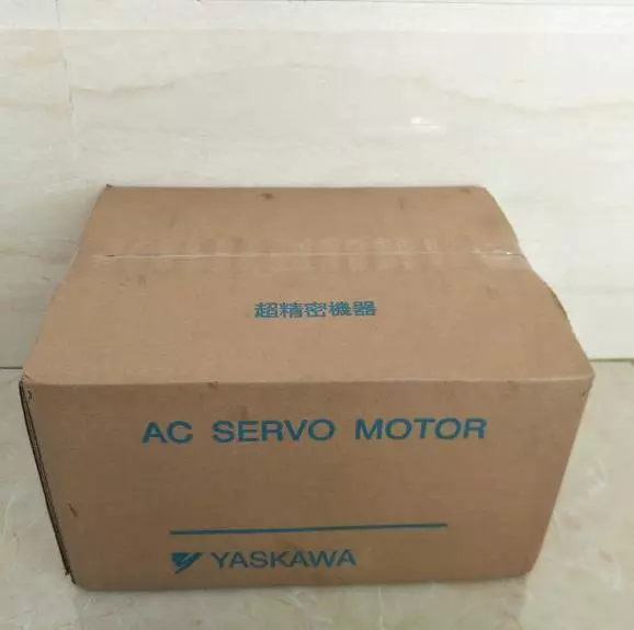 Yaskawa SGMAV-A5ANA-YR11 Servo Motor 1PC New Expedited Shipping SGMAVA5ANAYR11