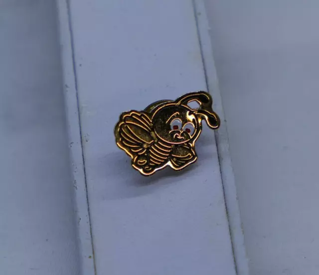 Honey Bee Vintage Lapel Pin Beekeeper Pinback Red Heart Eyes