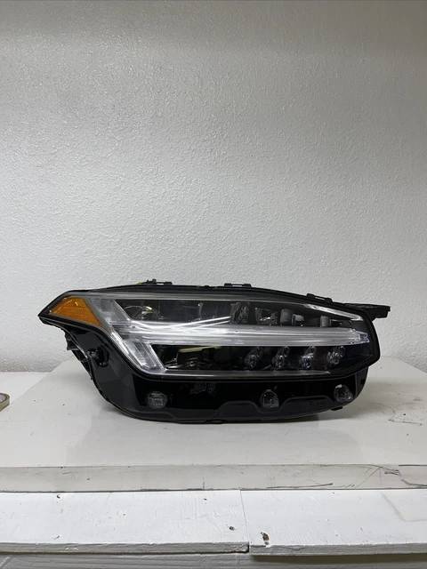 USヘッドライト 新しい16-19 Volvo XC90 LEDヘッドライト右乗客16 17 17 2018 2018 2019 OEM XC 90 NEW 16-19 VOLVO XC90 LED HEADLIGHT RIGHT PASSENGER 16 17 18 2018 2019 OEM XC 90