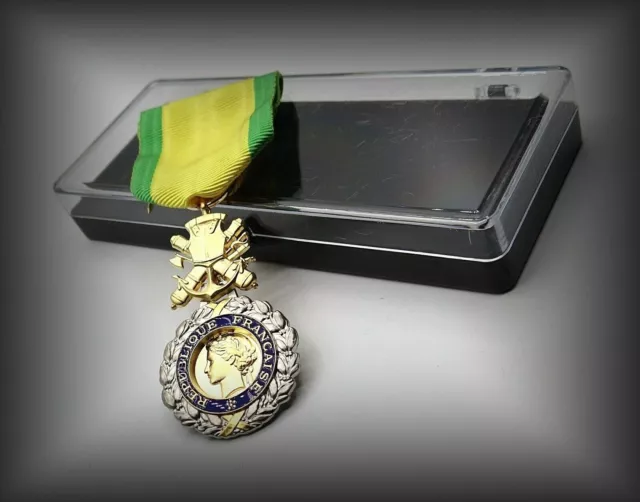 Décoration valeur et discipline "Médaille militaire" (Légion Etrangère & Armées)