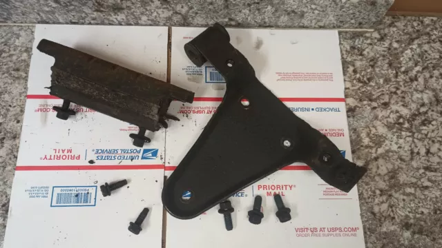 1996-2002 Dodge Ram 5.9L Cummins 47RE 2WD Transmission Mount Bracket W/BOLTS