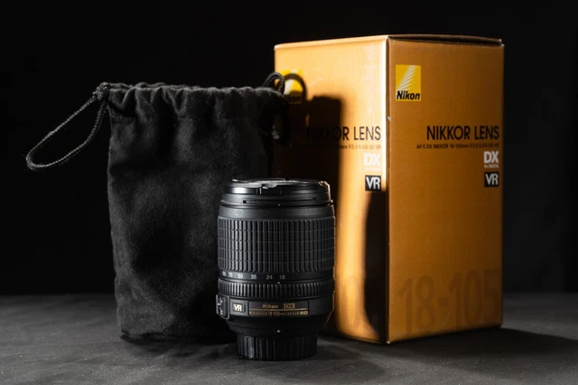Nikon DX AF-S Nikkor VR 18-105 mm 3,5-5,6G ED IF SWM asférica - montaje Nikon F Nikon DX AF-S Nikkor VR 18-105 mm 3,5-5,6G ED IF SWM asférica - montaje Nikon F