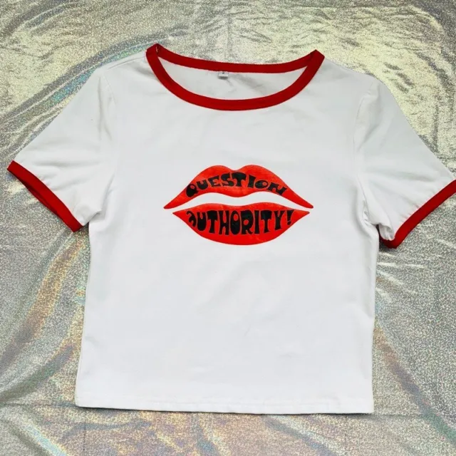 Question Authority Print Crop Top Summer Casual White Red Lips Short Sleeve Tee