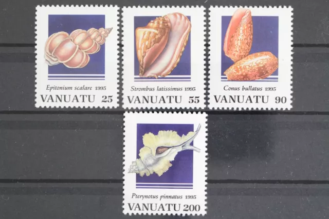 Vanuatu, n. Michel 981-984, lumache marine III, nuove di zecca - 632890