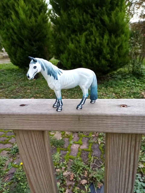 Créer son cheval de rêve – Skar Modelhorse
