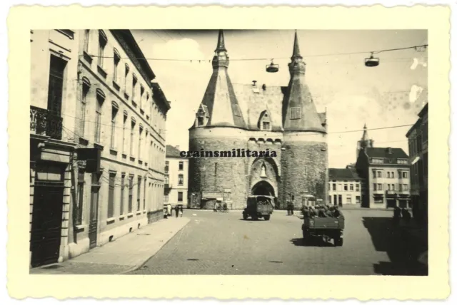 Orig. Foto Lkw bei Stadttor in MECHELEN Mecheln Flandern Belgien 1940