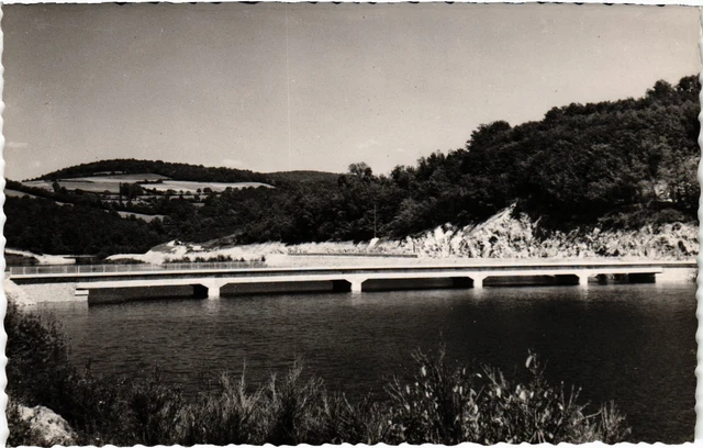 CPA Barrage de Pannesiere Chaumant Nievre (100209)