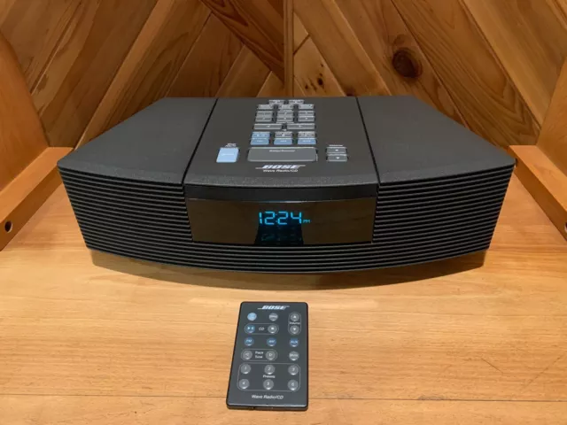 Bose Wave Radio AM/FM/CD Player/Alarm Clock + Remote Model AWRC1G - Works Great Bose Wave Radio AM/FM/CD Player/Alarm Clock + Remote Model AWRC1G - Works Great