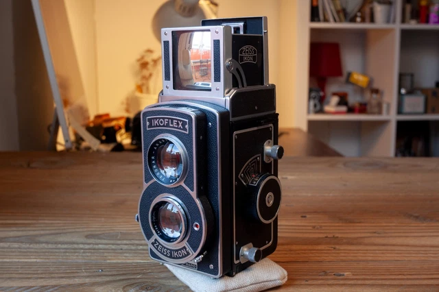 ZEISS IKON IKOFLEX III 853/16 Tessar 8cm f2.8 TLR 120 6x6 (80 mm f