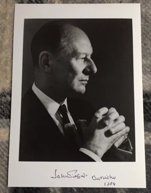 John GIELGUD—SIGNED Photo—AA for Arthur•Hitchcock•Welles•Brando•Orient Express