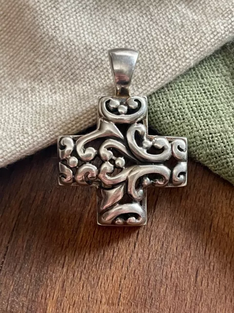 Nice Large Christian Cross Pendant Solid Sterling 925 Silver Vintage Jewelry