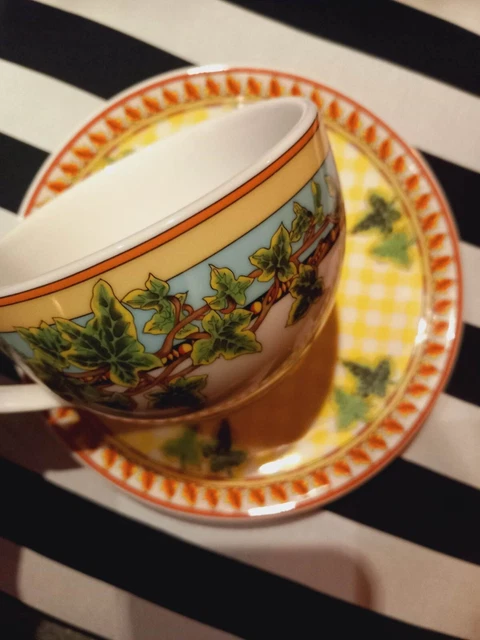 Versace Rosenthal Casual Ivy leaves passionTaza con platillo amarillo NUEVO.