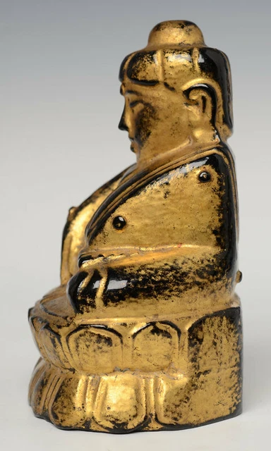 19th Century, Mandalay, Antique Burmese Wooden Seated Lotus Buddha 7