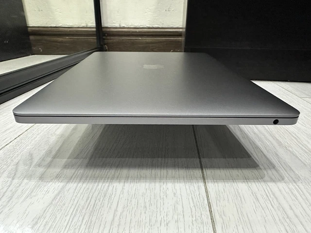 Apple MacBook Pro Retina 13,3" 2019 128 GB SSD 8 GB RAM 1,4 GHz Core i5 grigio siderale 6