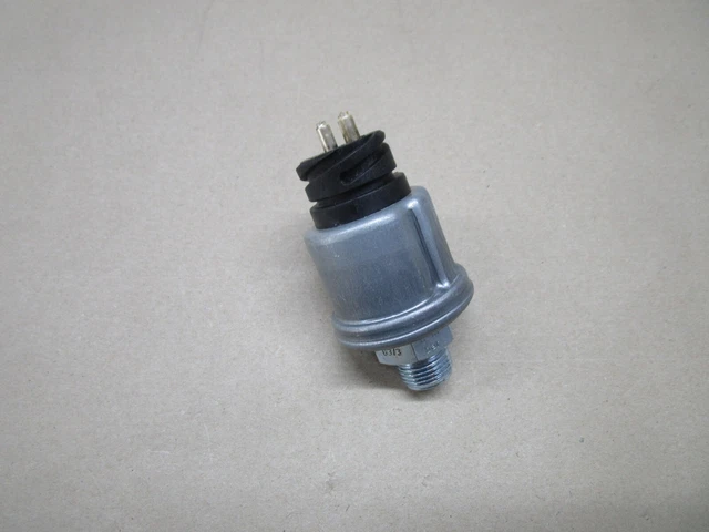 Veratron VDO Öldrucksensor 5bar/80psi – M18, 2-polig, 360081032007C Veratron VDO Öldrucksensor 5bar/80psi – M18, 2-polig, 360081032007C