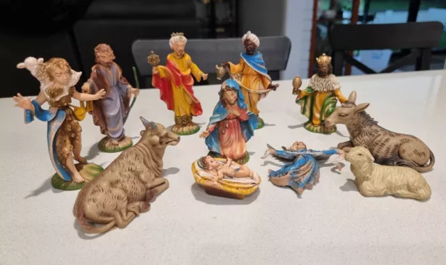 Vintage Hand Paimted Italian Nativity 11 Piece Set