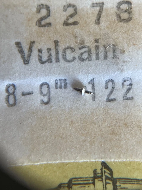 Axe De Balancier Pour Montre Vulcain Référence 8-9 122 - Pièce Horlogère Neuve Ancien Stock (NOS)