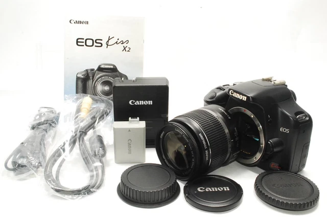 CANON EOS KISS X2 Body + EF-S 18-55mm F3.5-5.6 IS Lens Kit