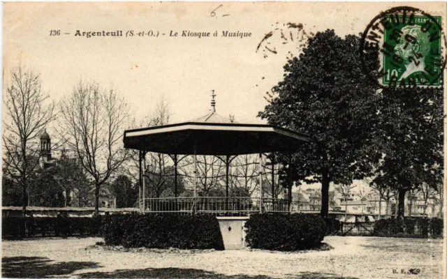 CPA  Argenteuil (S.-et-O.) -Le Kiosque á Musique     (290732)