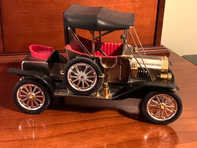 VINTAGE 1912 FORD Model T Car 70s Waco Transistor Radio Made in Japan