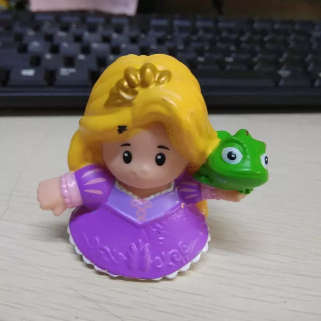 Fisher Price Little People Disney Princess Rapunzel Figure Holding Frog Toys