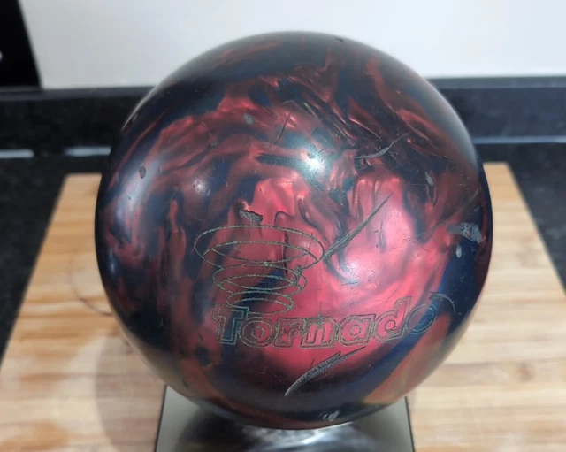 EBONITE TORNADO BOWLING BALL RED BLUE SWIRL PATTERN Drilled 15lb 6.7kg