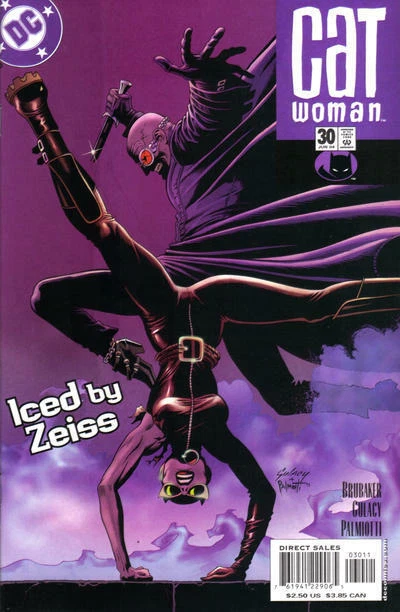 CATWOMAN (Vol. 3) #30 NM, Ed Brubaker, Paul Gulacy, DC Comics 2004 Stock Image