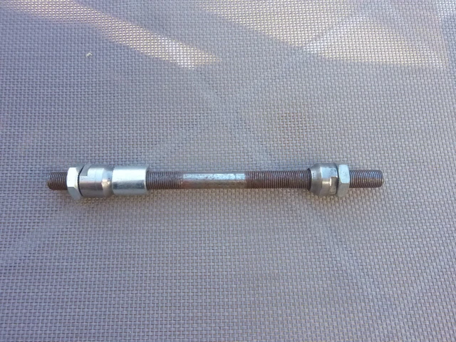 ANCIENNE VIS MOLETTE de capot de carter motobecane peugeot terrot solex