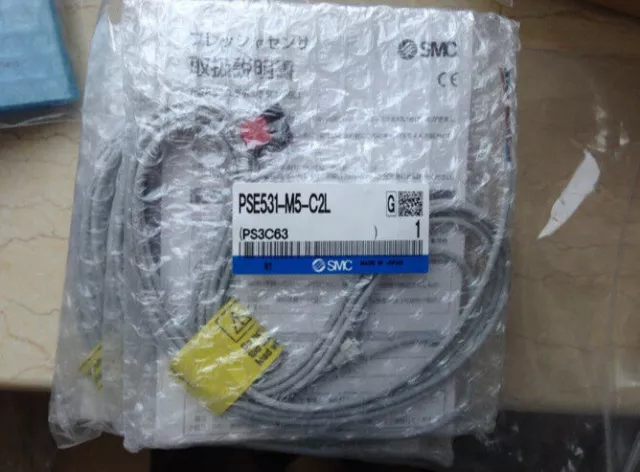 1PCS SMC PSE531-M5-C2L PSE531M5C2L  Pressure Sensor -New Free Shipping