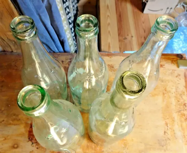 Lot de 5 Anciennes Bouteilles de Vin 1 Litre Verre Transparent Etoile 3