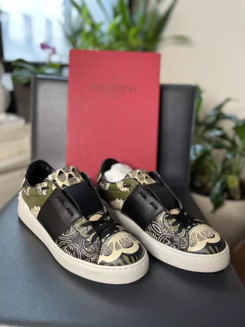 Valentino Women Floral Print Sneaker EU 40 / US 10