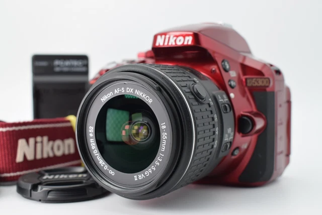 NIKON D5300 RED / AF-S 18-55mm f/3.5-5.6G VR ll [Near MINT